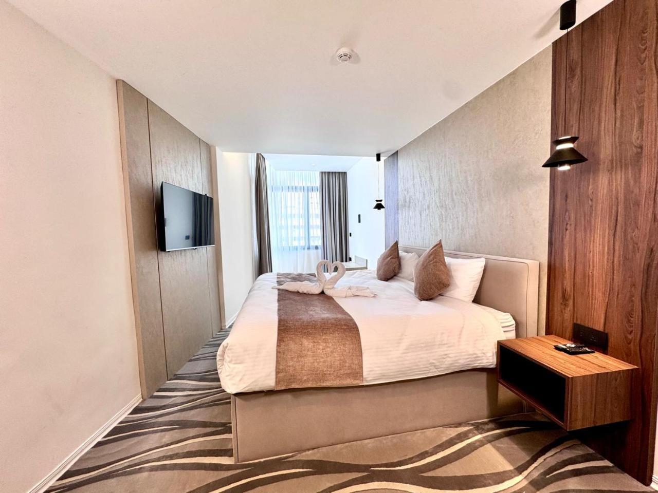 New Merryland Hotel Amman Buitenkant foto