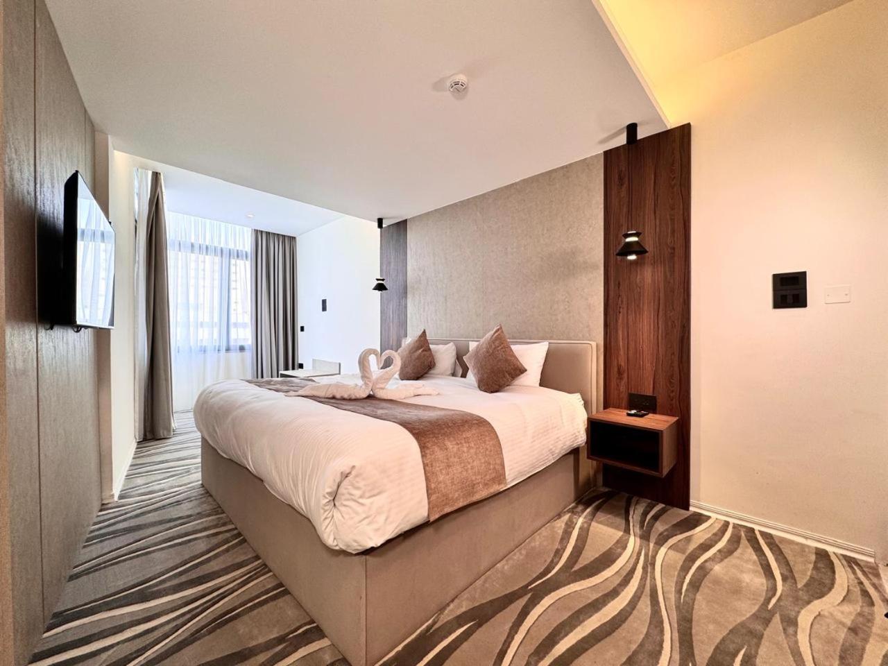 New Merryland Hotel Amman Buitenkant foto