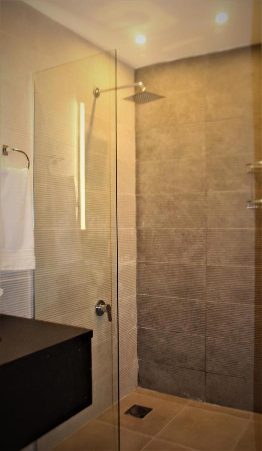 New Merryland Hotel Amman Buitenkant foto