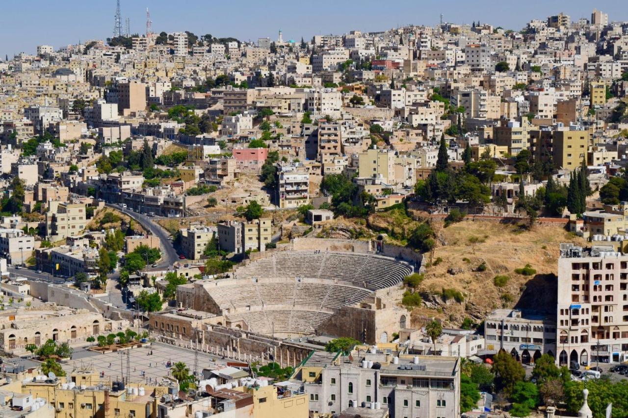 New Merryland Hotel Amman Buitenkant foto